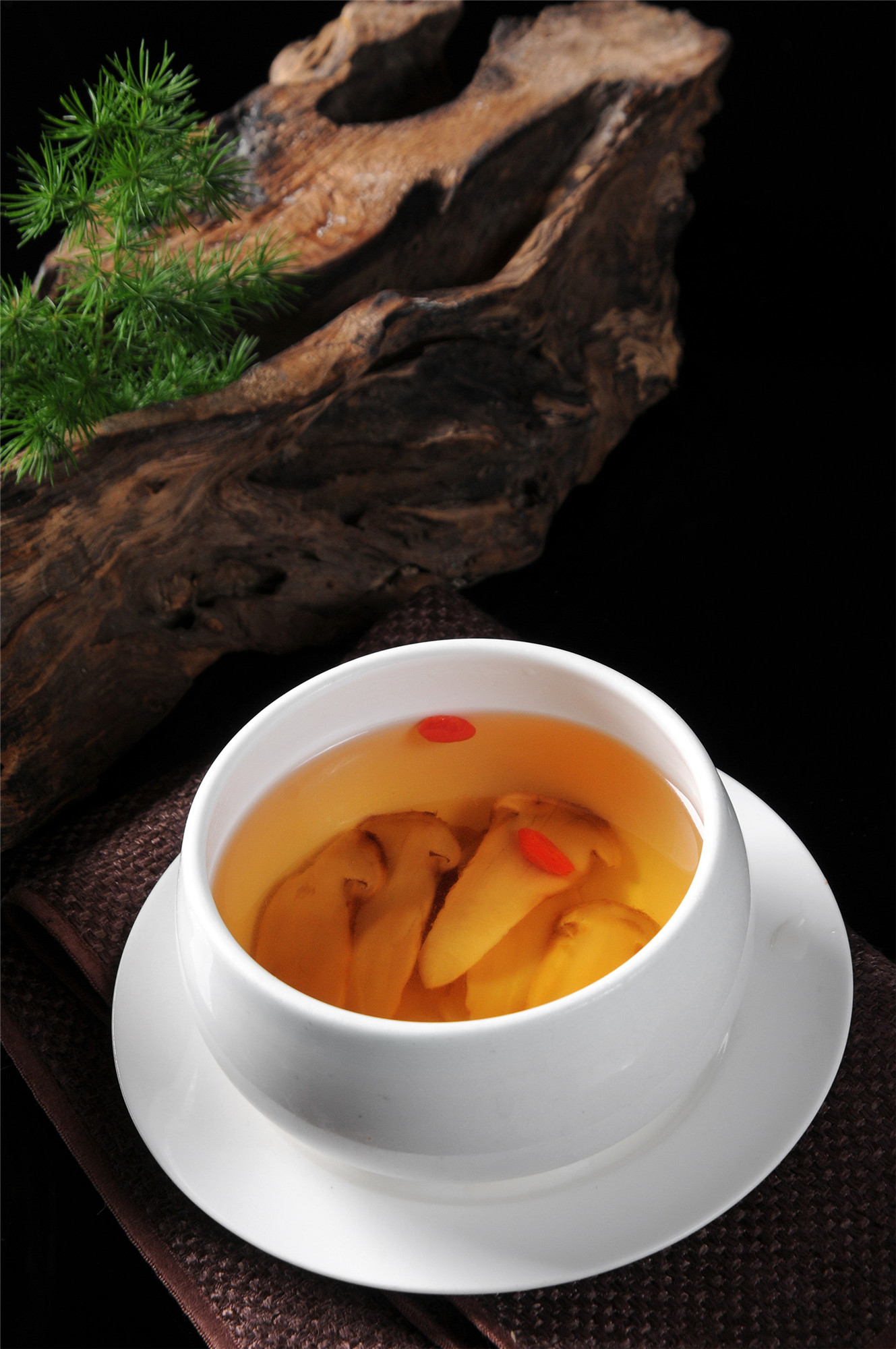 養(yǎng)生松茸湯